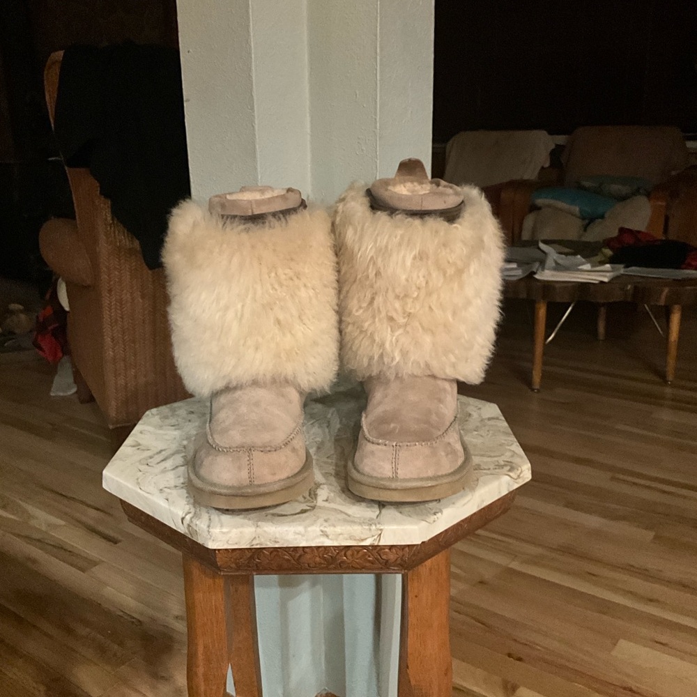 UGG Women's Winter Boots in Cream and Tan